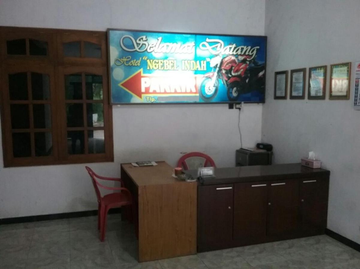 Hotel "Ngebel Indah" Εξωτερικό φωτογραφία