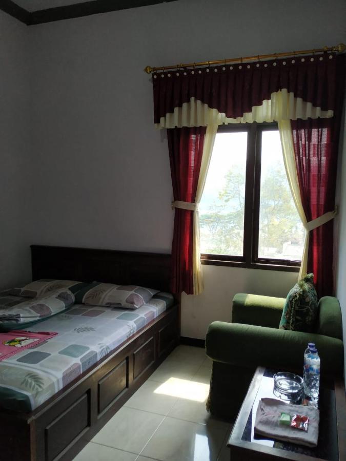 Hotel "Ngebel Indah" Εξωτερικό φωτογραφία